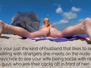 Exhibitionist hustru fru kyss naken strand fönstertittare pecker tease&excl; shes ett av min favorit exhibitionist wives&excl;