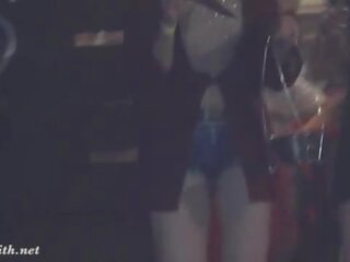 Jeny ковач bottomless в на club&period; painted шорти външност като реален &lpar;hidden cam&rpar;