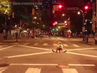 Klovn dobi kurac zanič v middle od na ulica
