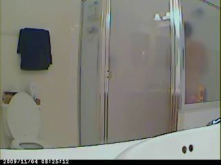 Hidden Spy Cam clips unsuspecting victim