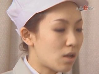 Voluptuoso japonesa enfermeiras dando bjs para hooters pacientes