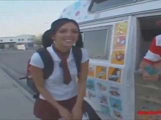 Gullibleteens.com icecream truck dospívající knee vysoký bílý ponožky dostat manhood creampie